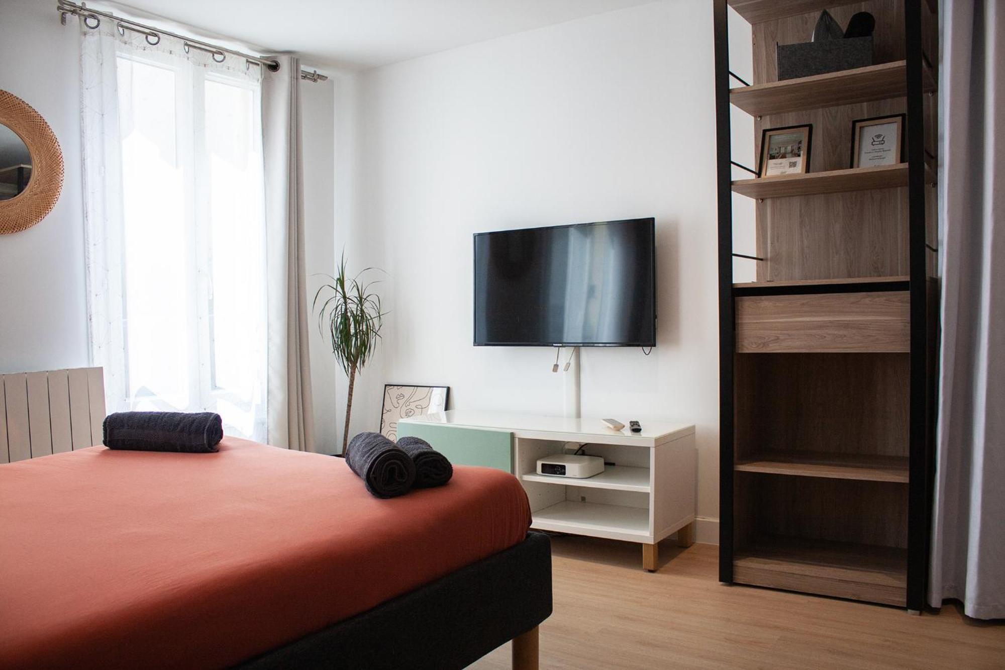 Appartamento Studio Cosy En Plein Coeur Historique De Pontoise Esterno foto